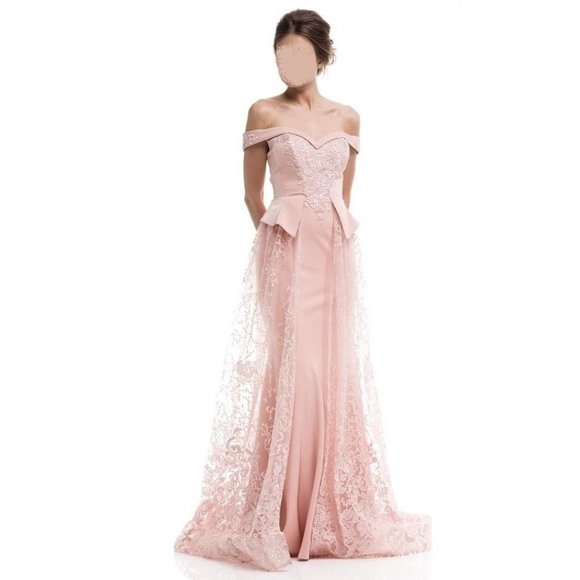 Princess Aurora Inspired Pink Embroidered Lace Gown "Belén" - Picture 7 of 8